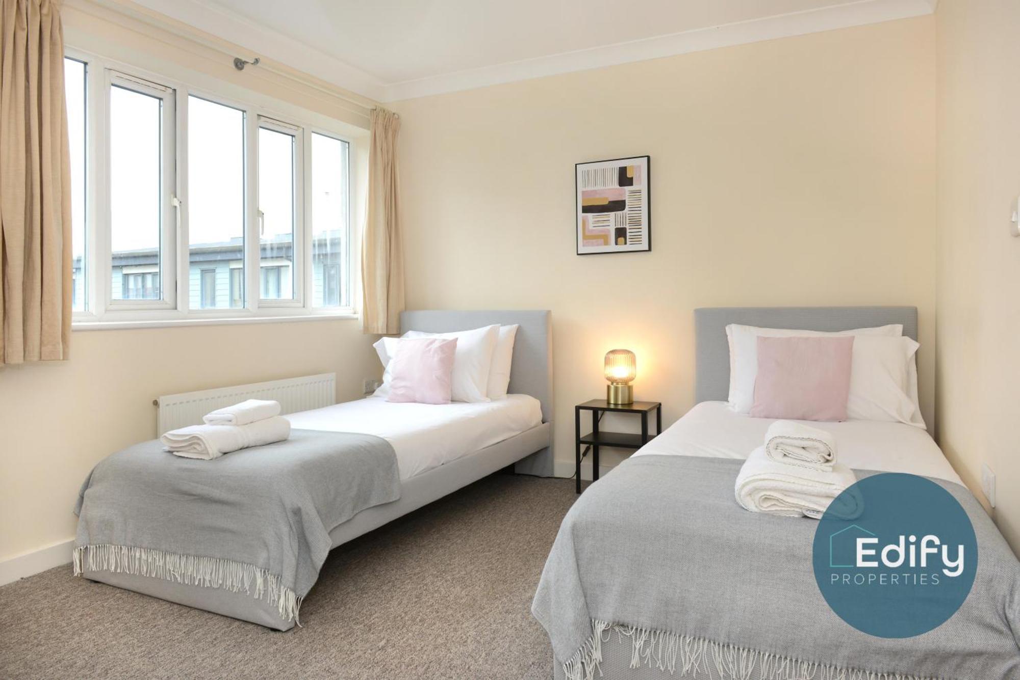 City Centre Townhouse, Sleeps 8, Free Parking Southampton Kültér fotó