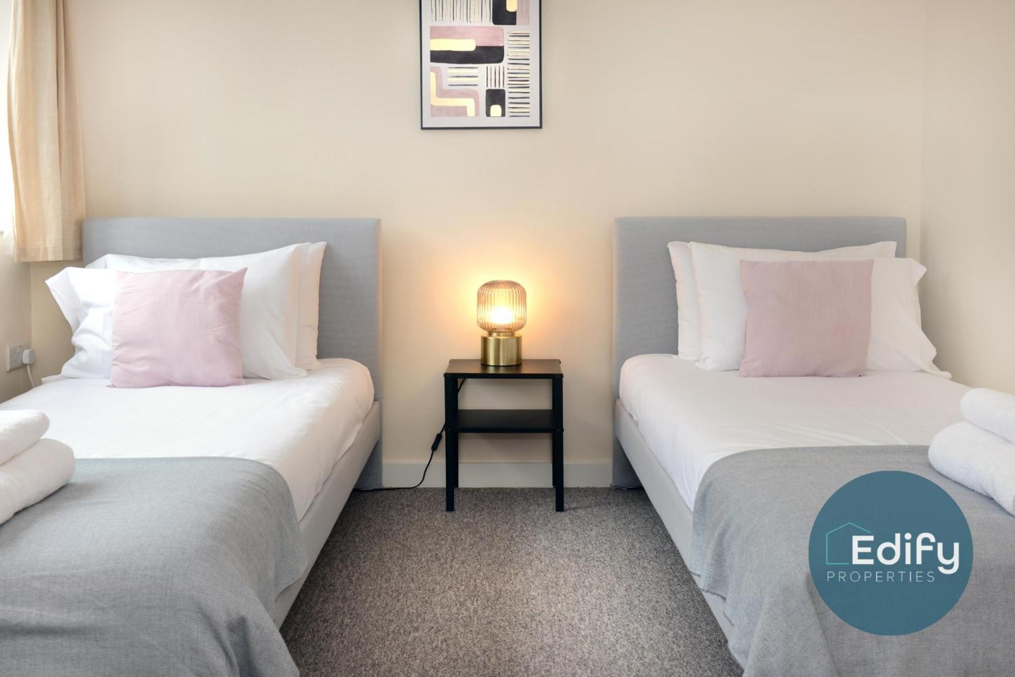 City Centre Townhouse, Sleeps 8, Free Parking Southampton Kültér fotó